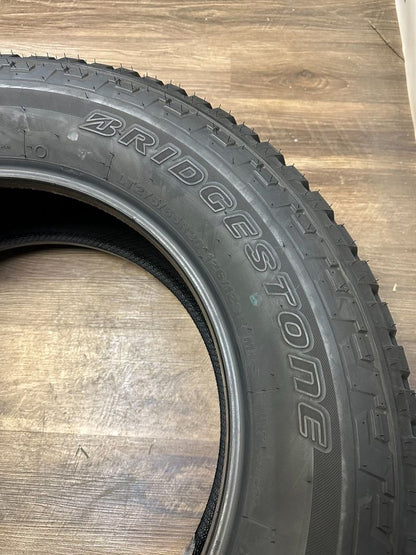275/65/20 Bridgestone Dueler E Tires. (takeoffs)