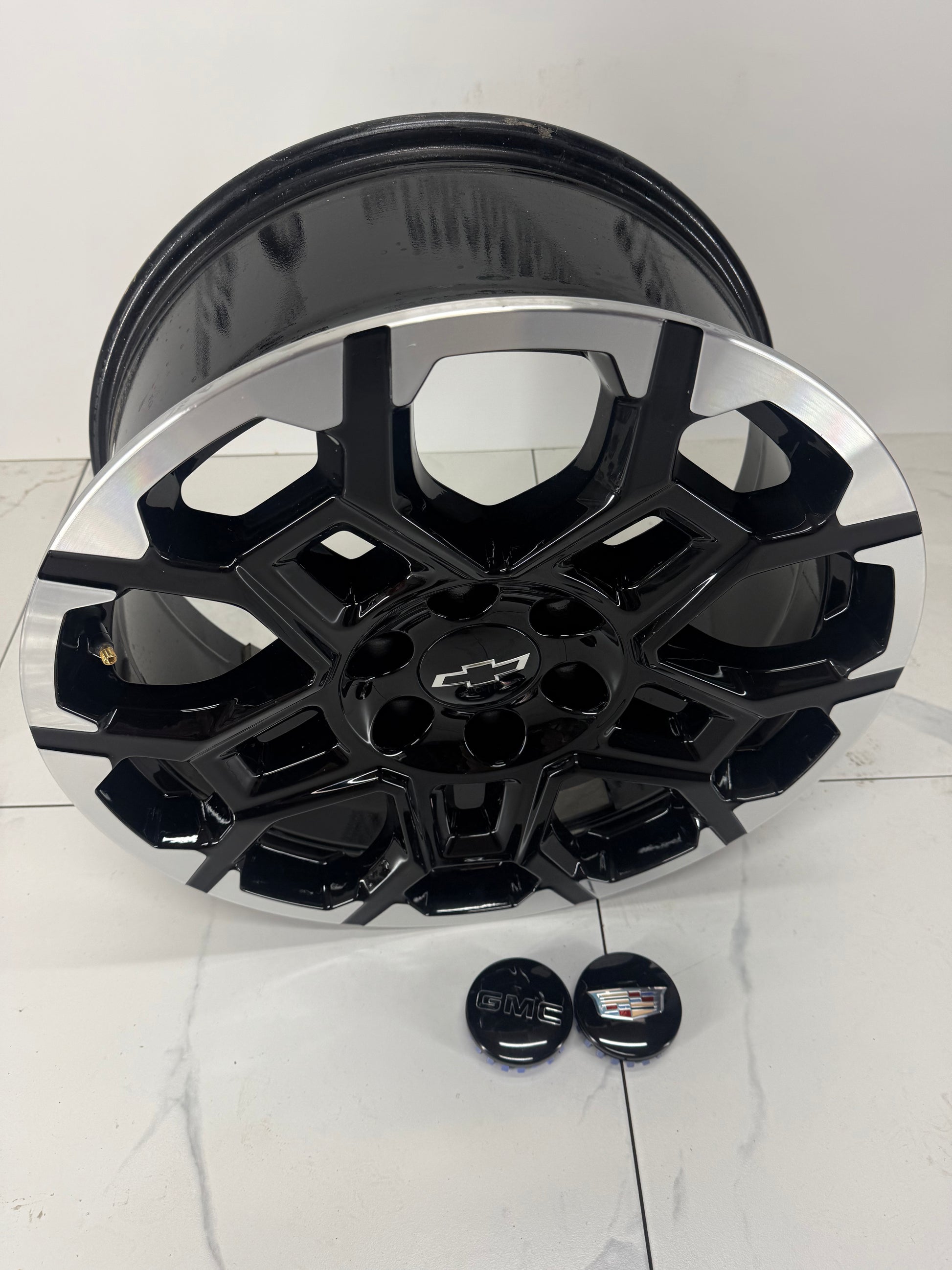 20x9 GM GMC CHEVY FACTORY OEM Rims 6x139 (Takeoffs) - R&T Sales