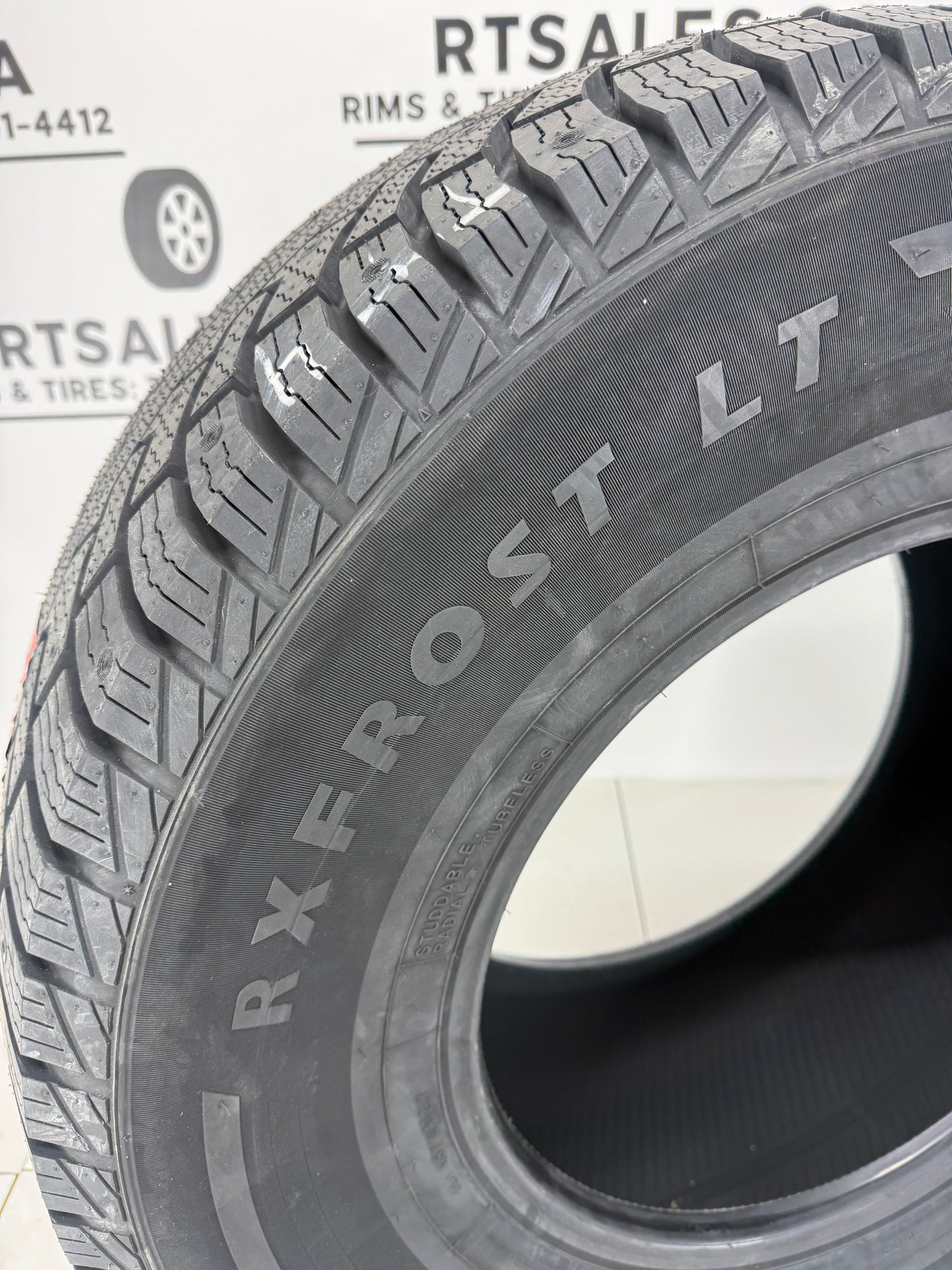 33X12.5R18 10 Ply RoadX RXFROST LT Studdable Winter Tires