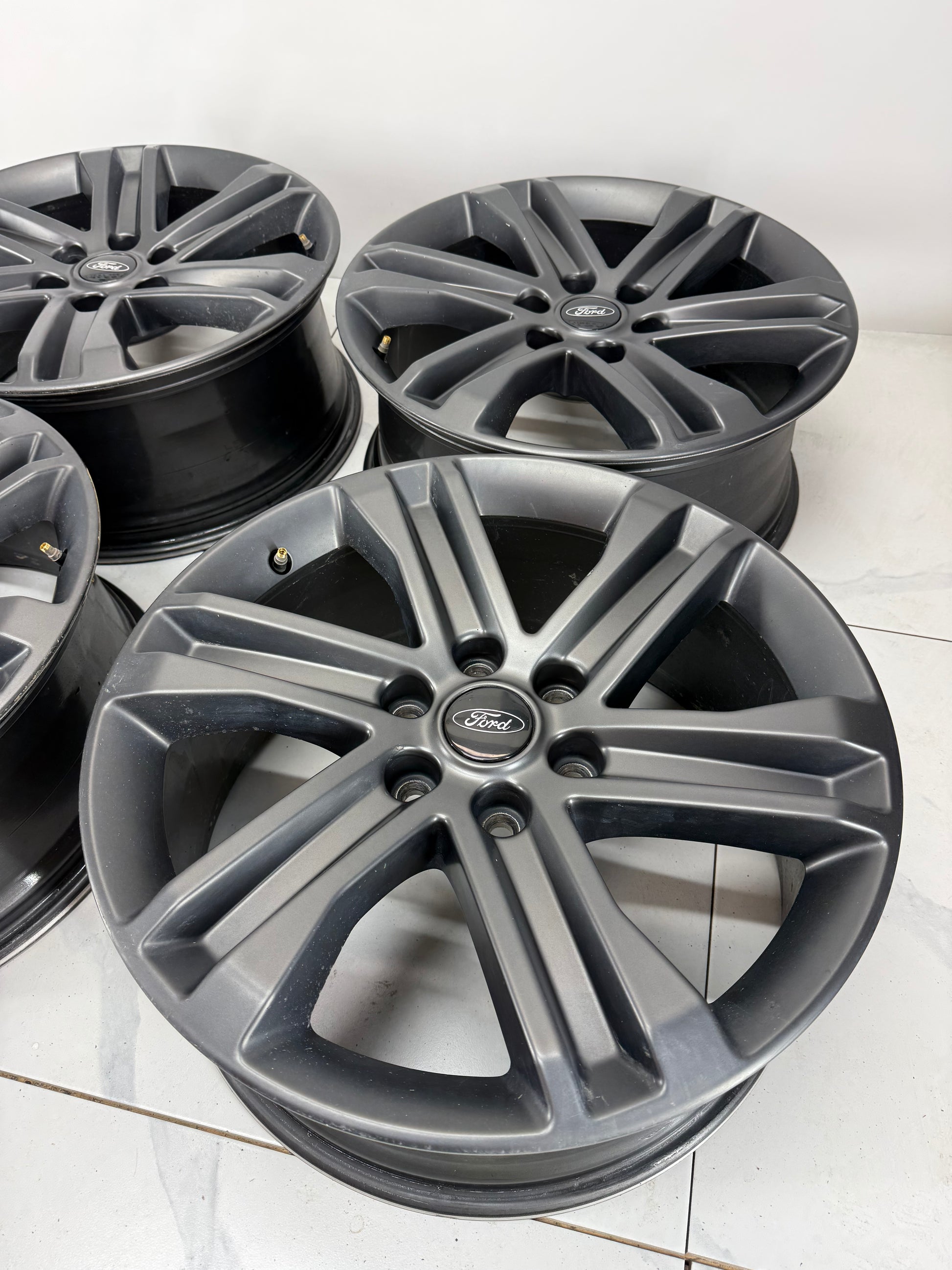 20x8.5 Ford F150 Factory OEM Rims 6x135 (Used) - R&T Sales