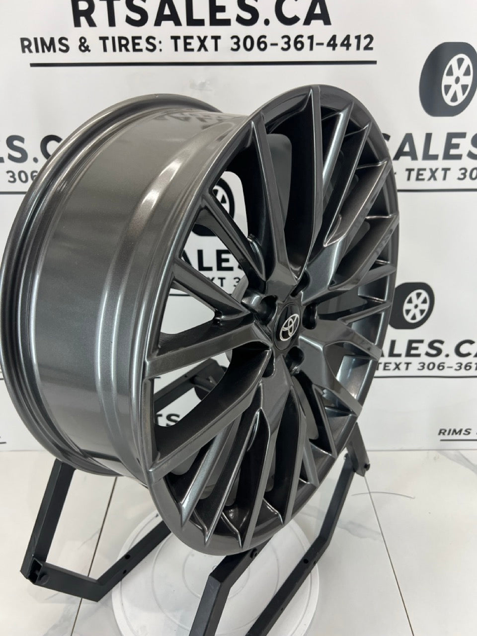 18x8 Replica R224 Rims 5x114.3