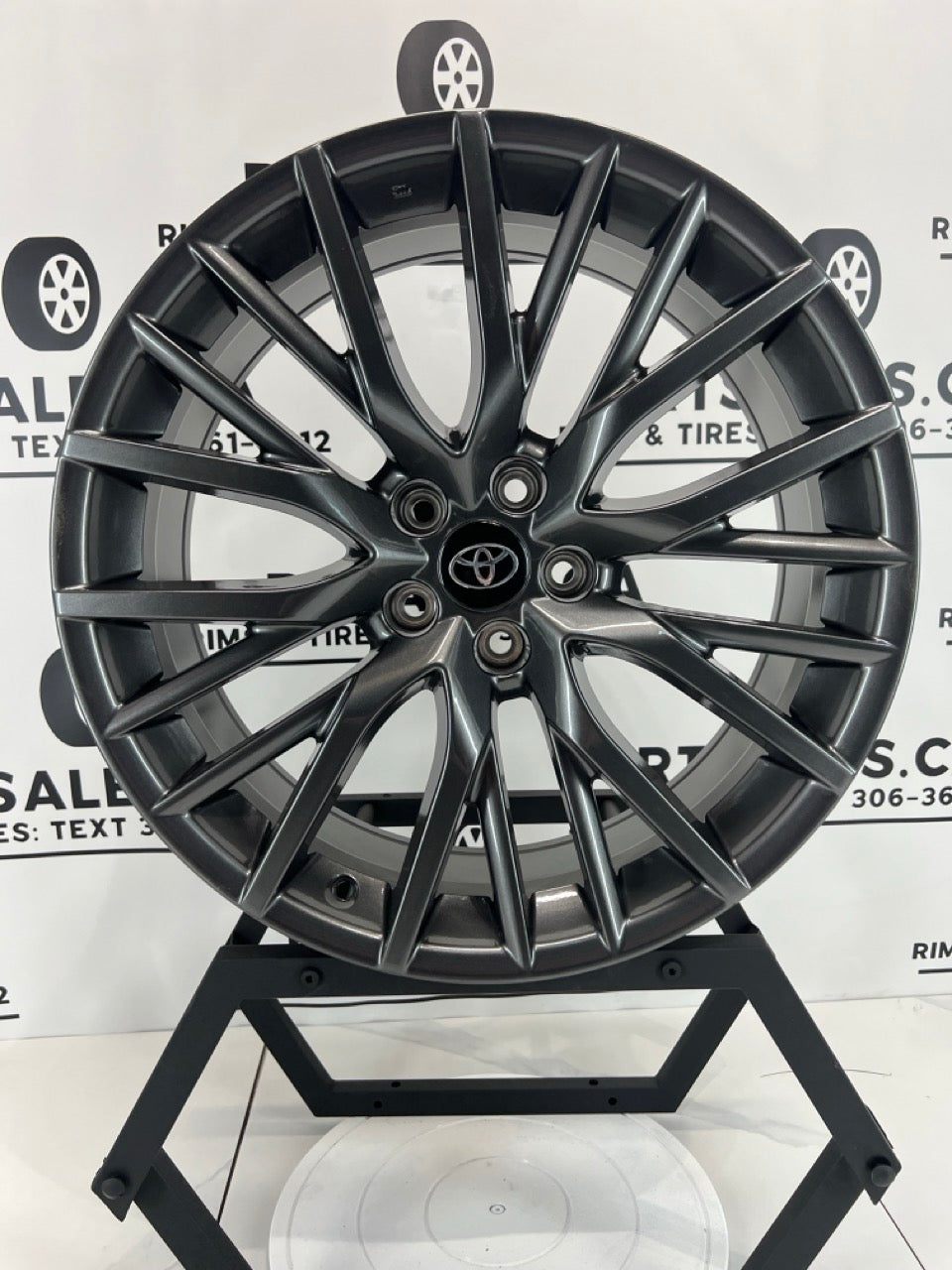 18x8 Replica R224 Rims 5x114.3