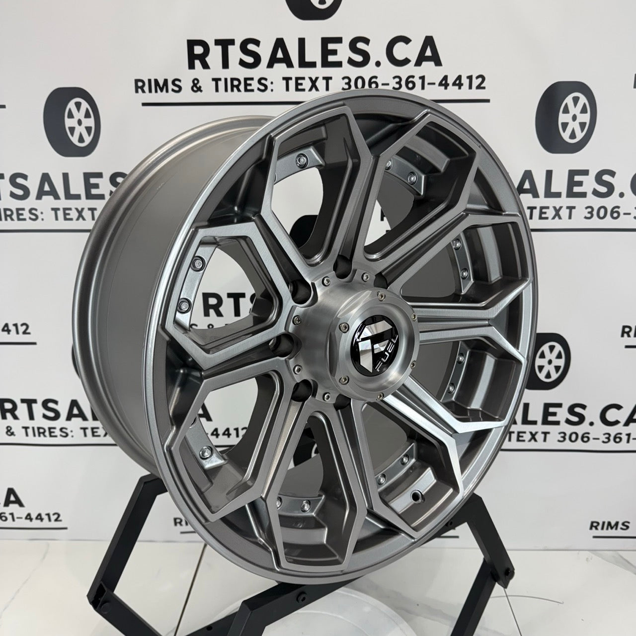 18x9 Fuel Siege Rims 8x180