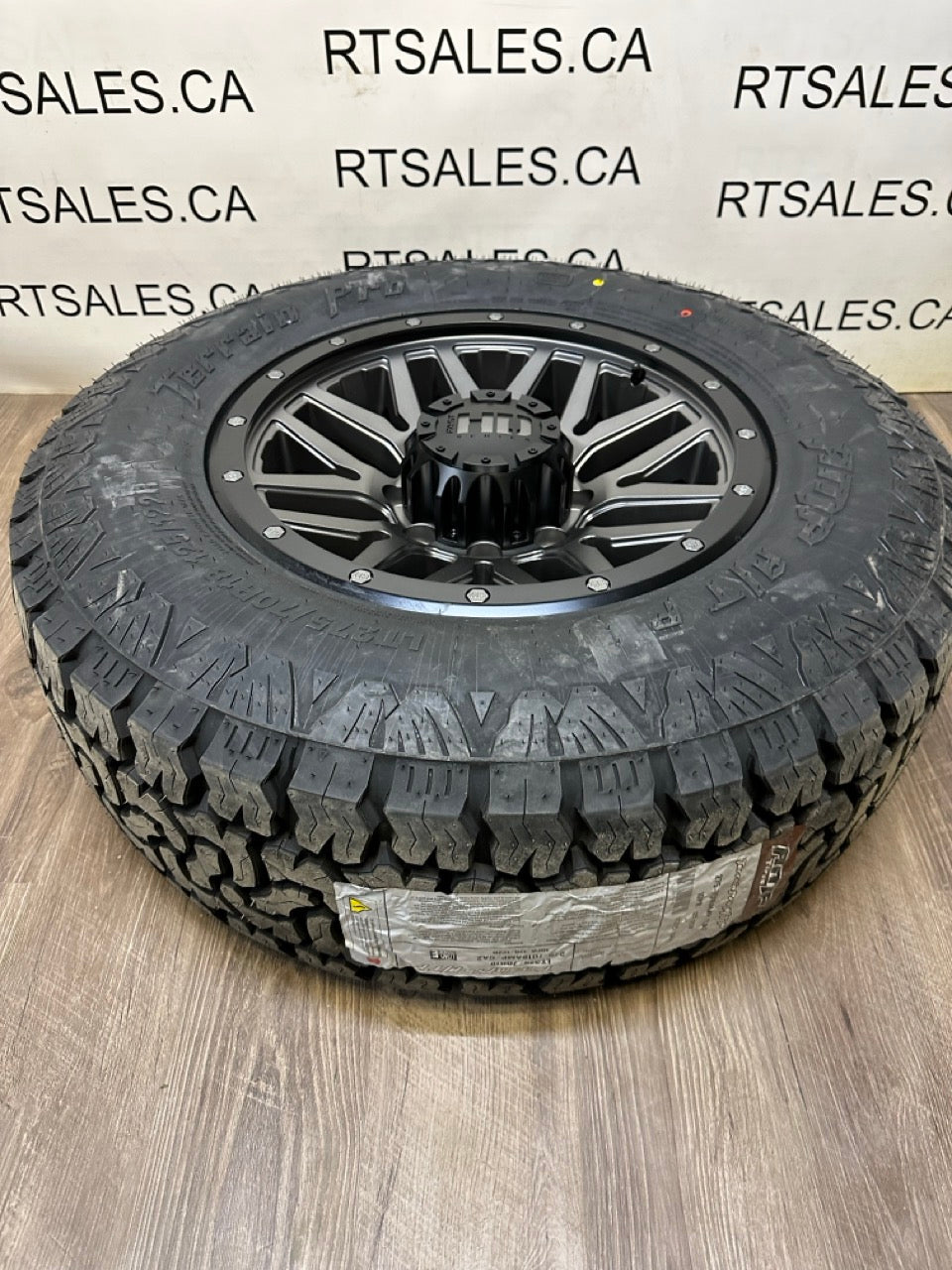 275/70/18 Amp tires Rims Ford F250 F350 8x170 - R&T Sales 