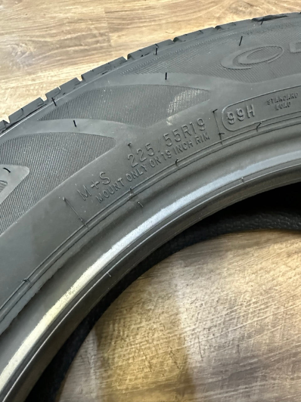 225/55R19 Cooper Endeavor Plus All Season Tires