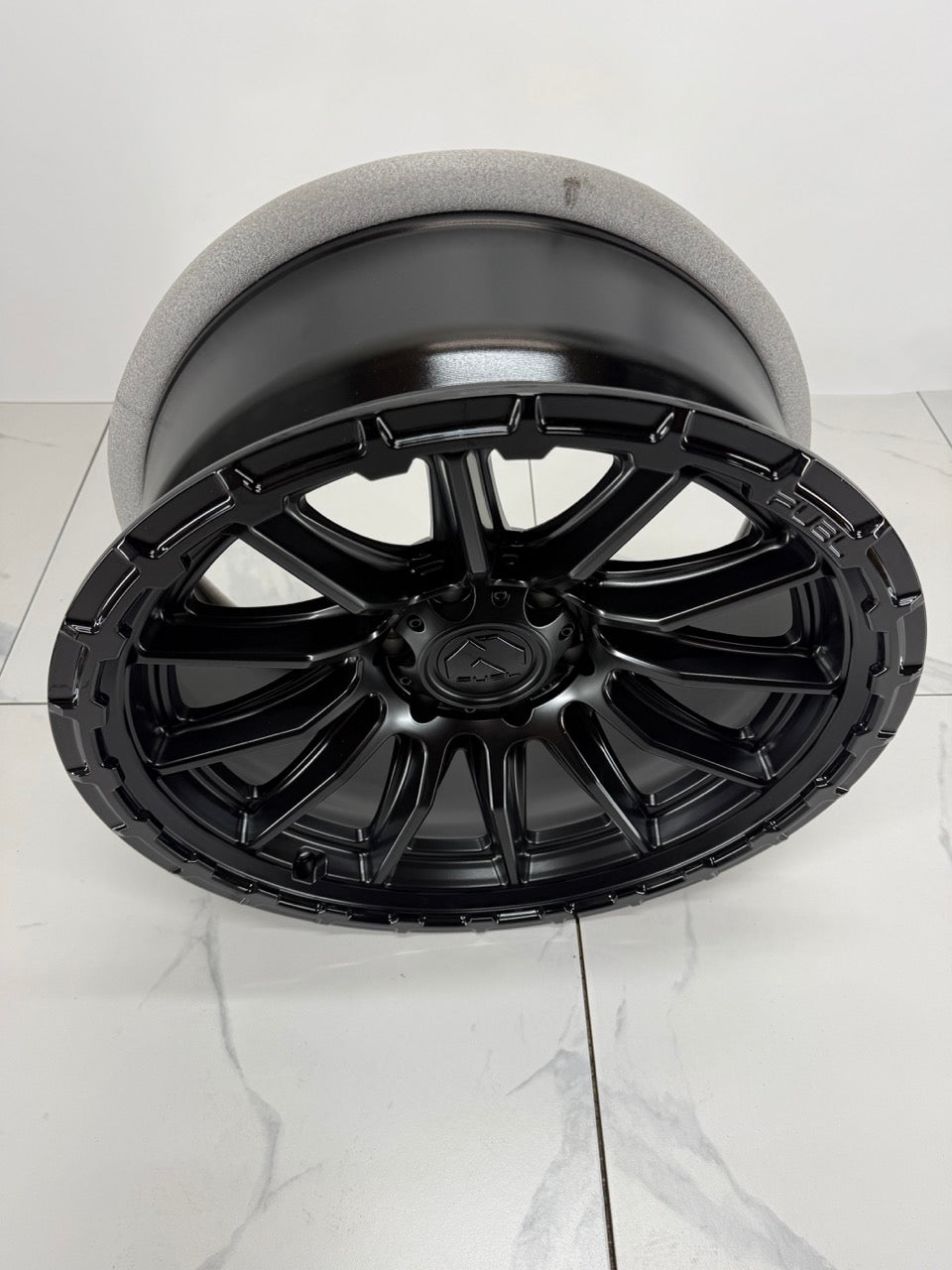 20x9 Fuel Piston Blackout Rims 6x135
