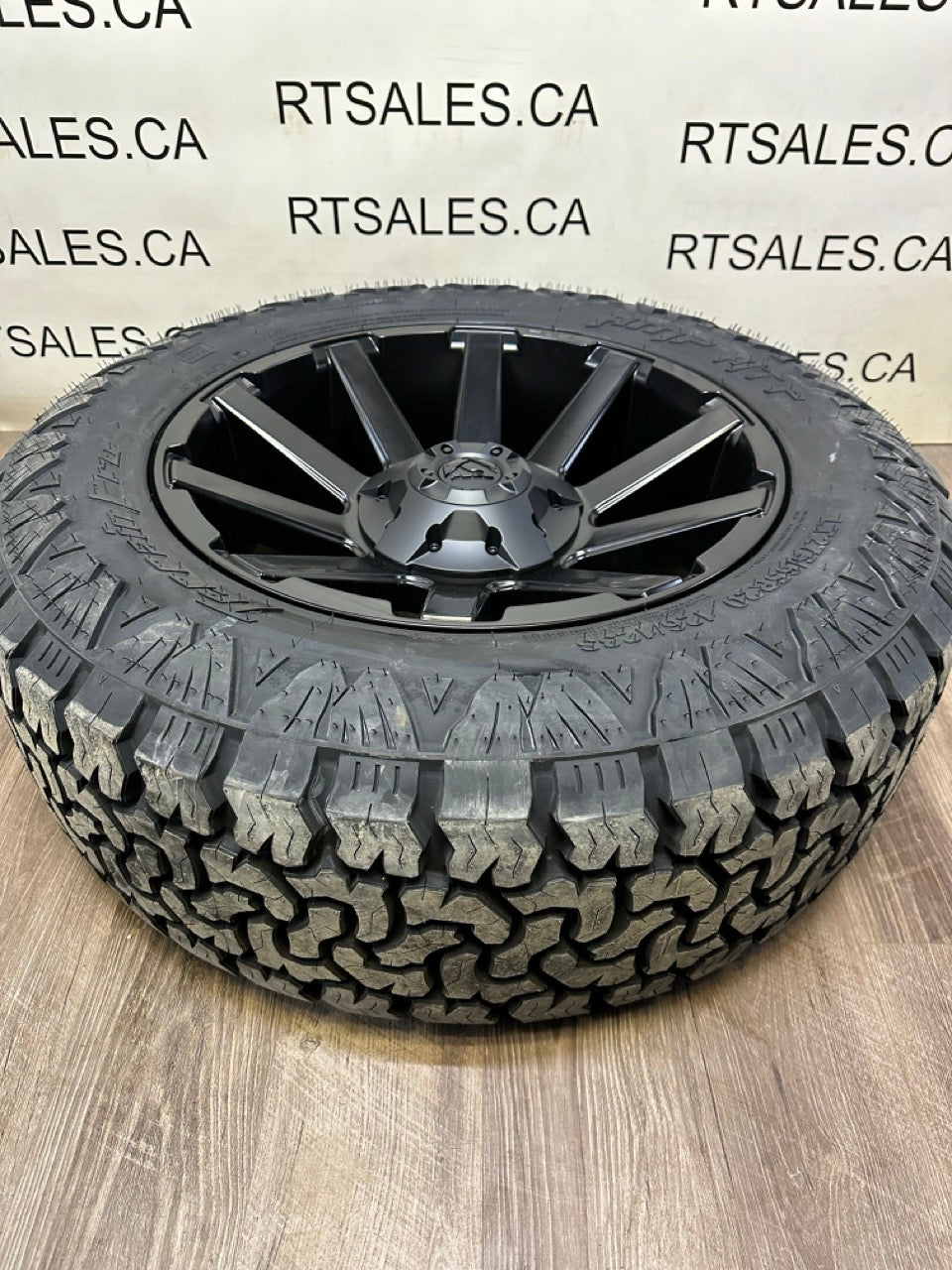 275/65/20 AMP tires & rims 8x170 Ford F-350 F250 SuperDuty