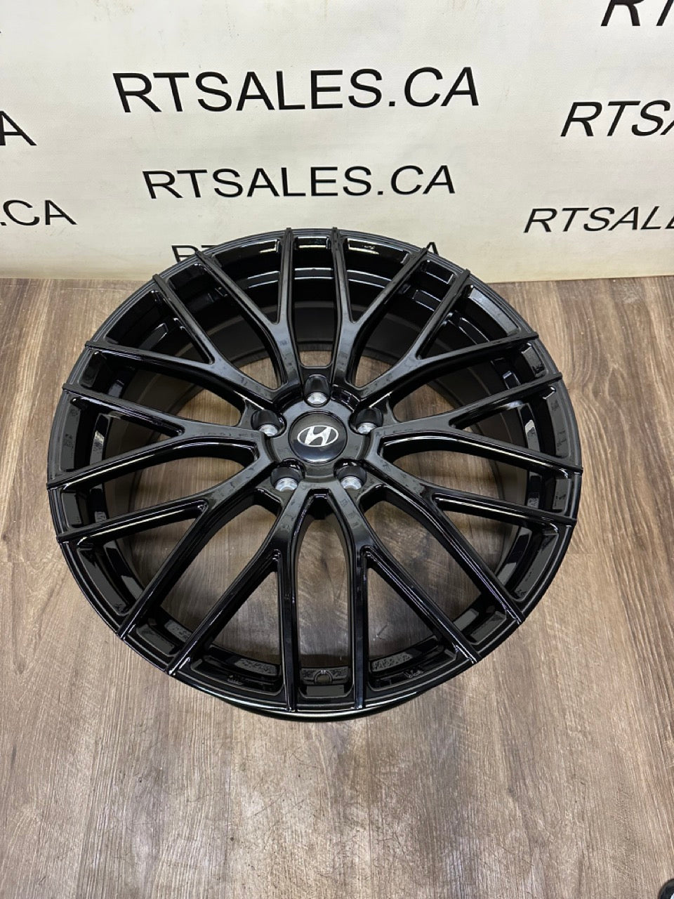 19x8 Dai Rims 5x114.3 Gloss Black