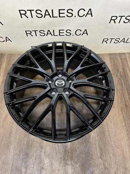 19x8 Dai Rims 5x114.3 Gloss Black