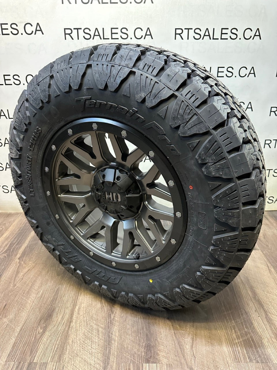 LT 265/70/17 All Season Tires on rims 8x165 GMC Chevy Ram 2500 3500