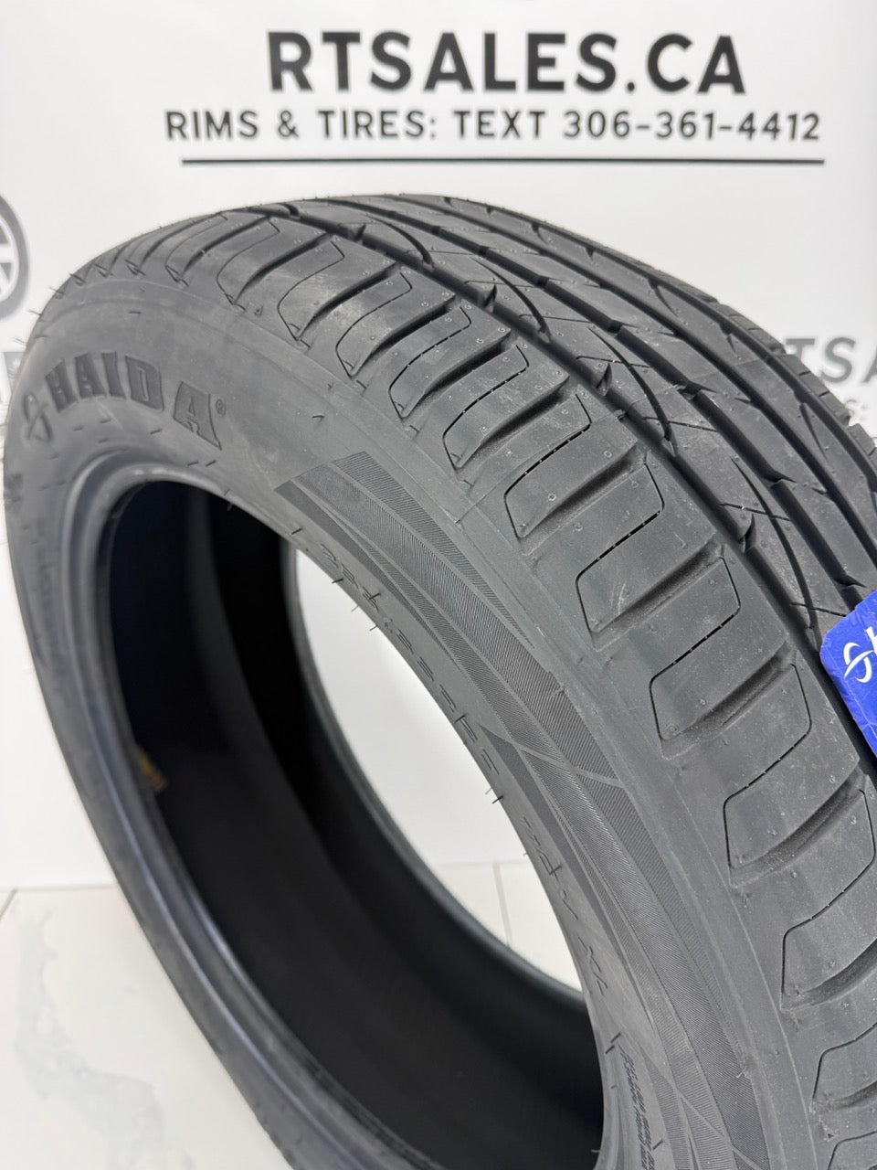 255/55/20 Haida HD937 UHP All Season tires