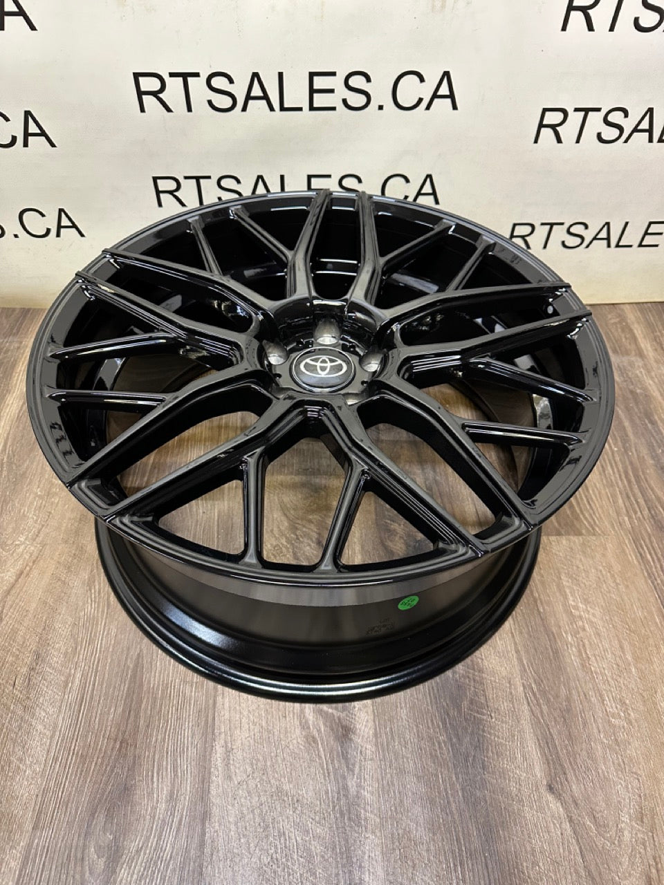 20x8.5 Fast Vybz  Rims 5x114.3 Gloss Black