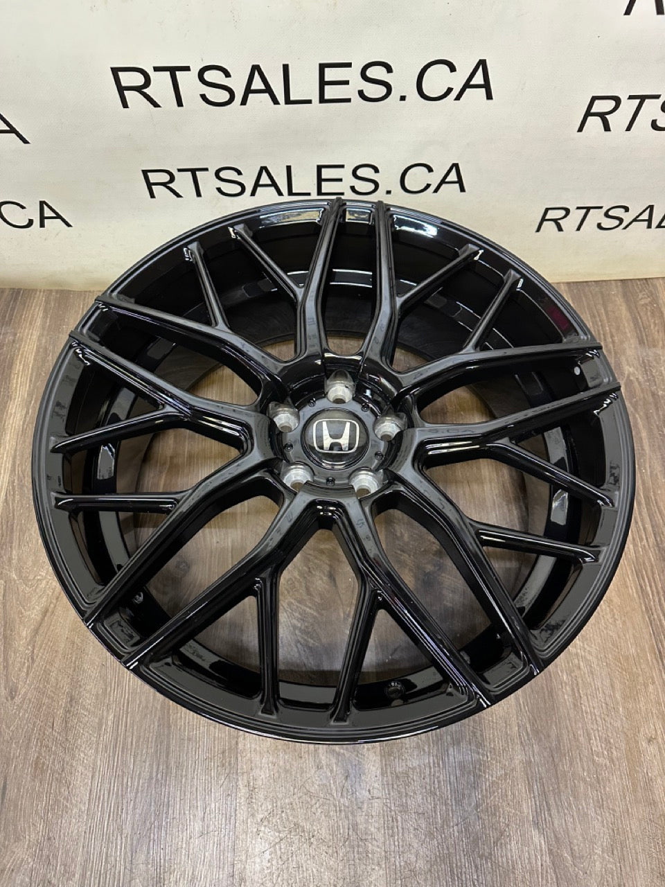 20x8.5 Fast Vybz  Rims 5x114.3 Gloss Black