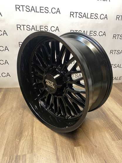 22x10 Moto Metal Stinger Rims 6x135 6x139.7