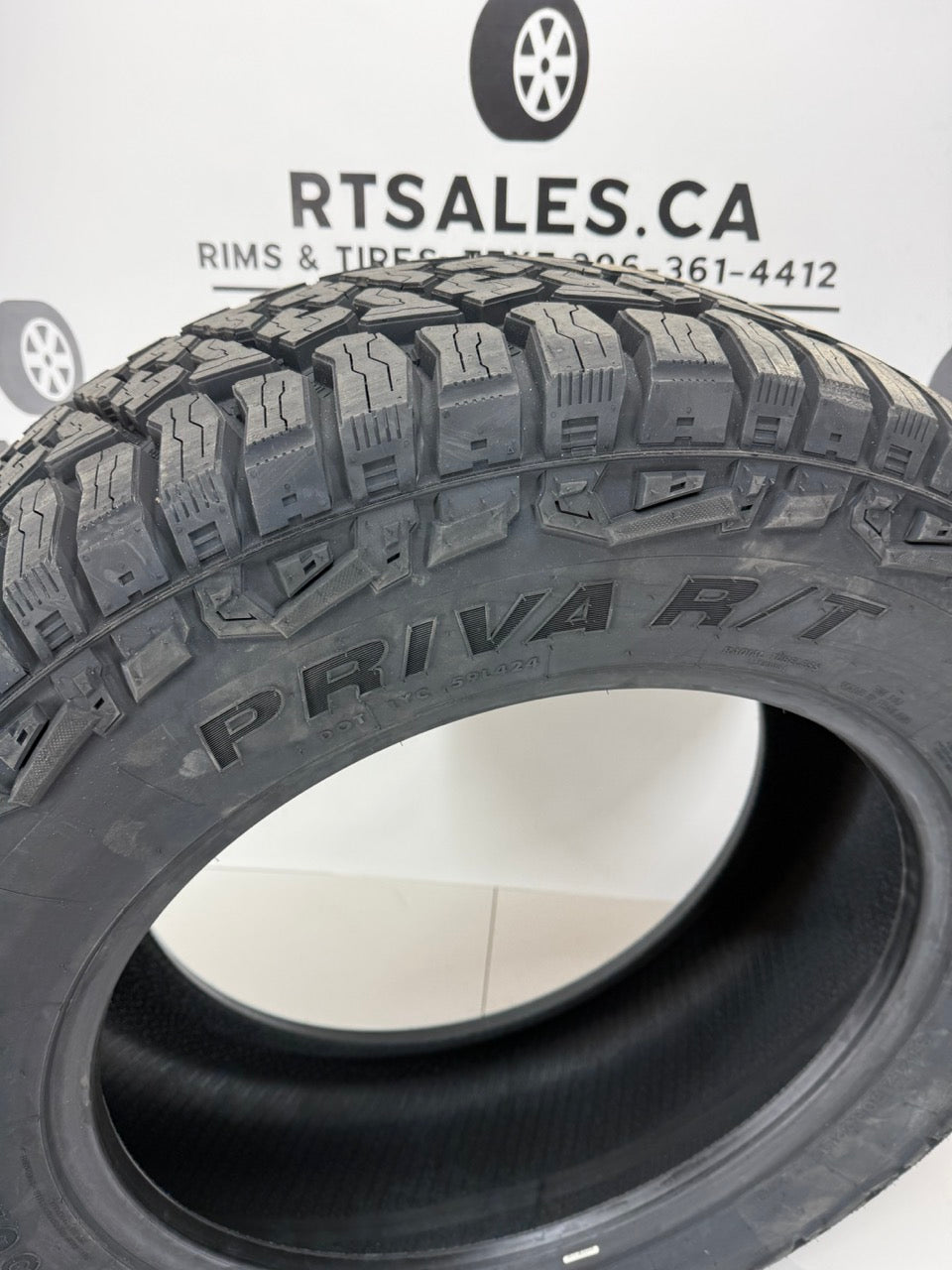 LT 37x12.5x22 Atlas R/T Trail 12 Ply