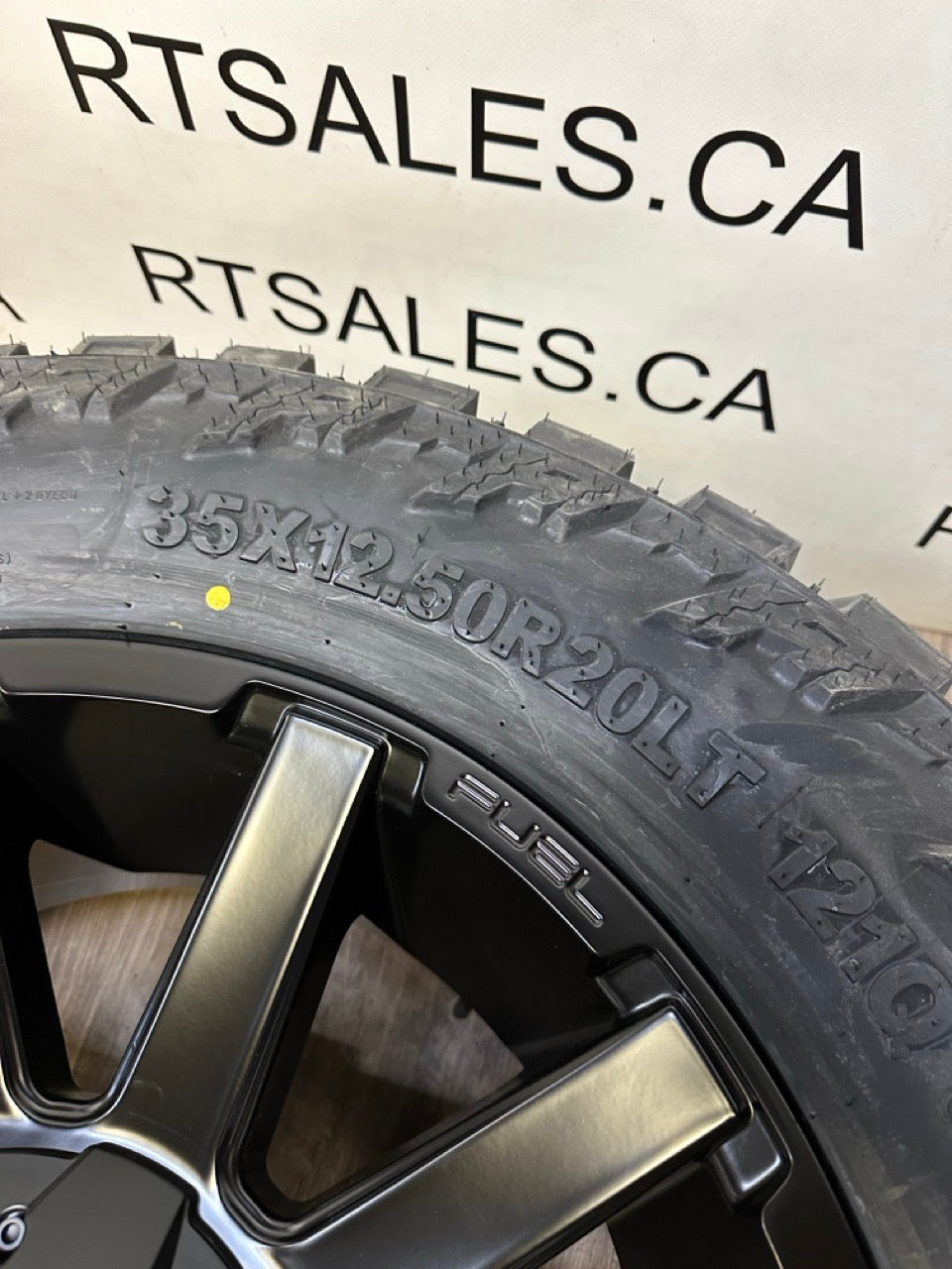 35x12.5x20 MT tires & rims 8x170 Ford F-350 SuperDuty