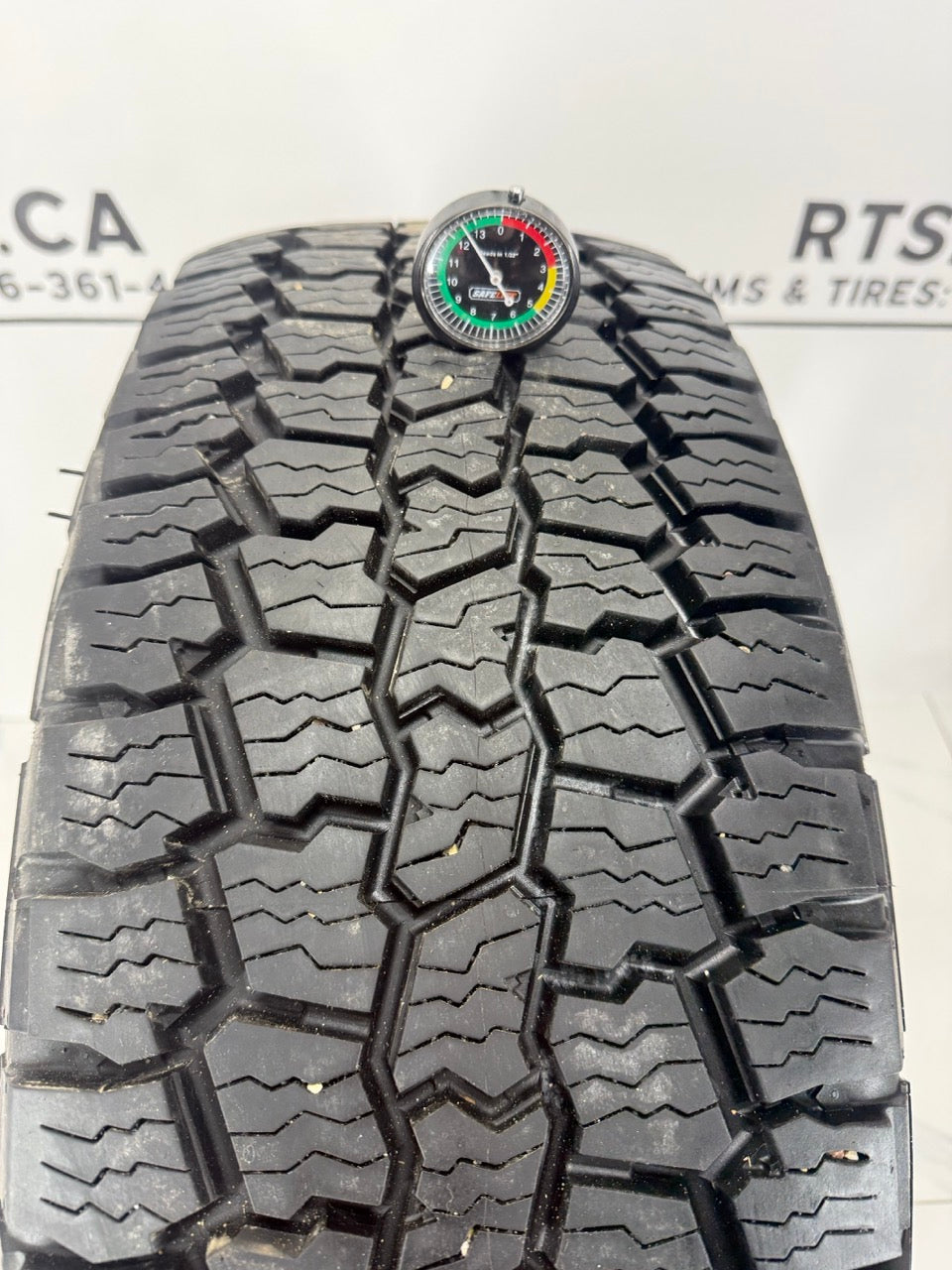 265/70/17 Kelly AT Tires on 17" Dodge Ram Rims 5x139.7