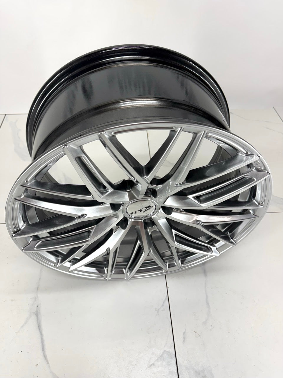 18x8.5 SW20 Silver with Machined Face Rims