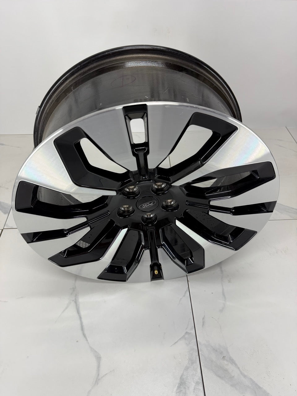 21x9 OEM Ford Takeoff Explorer Lincoln Rims 5x114.3