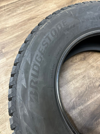 275/65/18 Bridgestone BLIZZAK DM-V2 Winter Tires