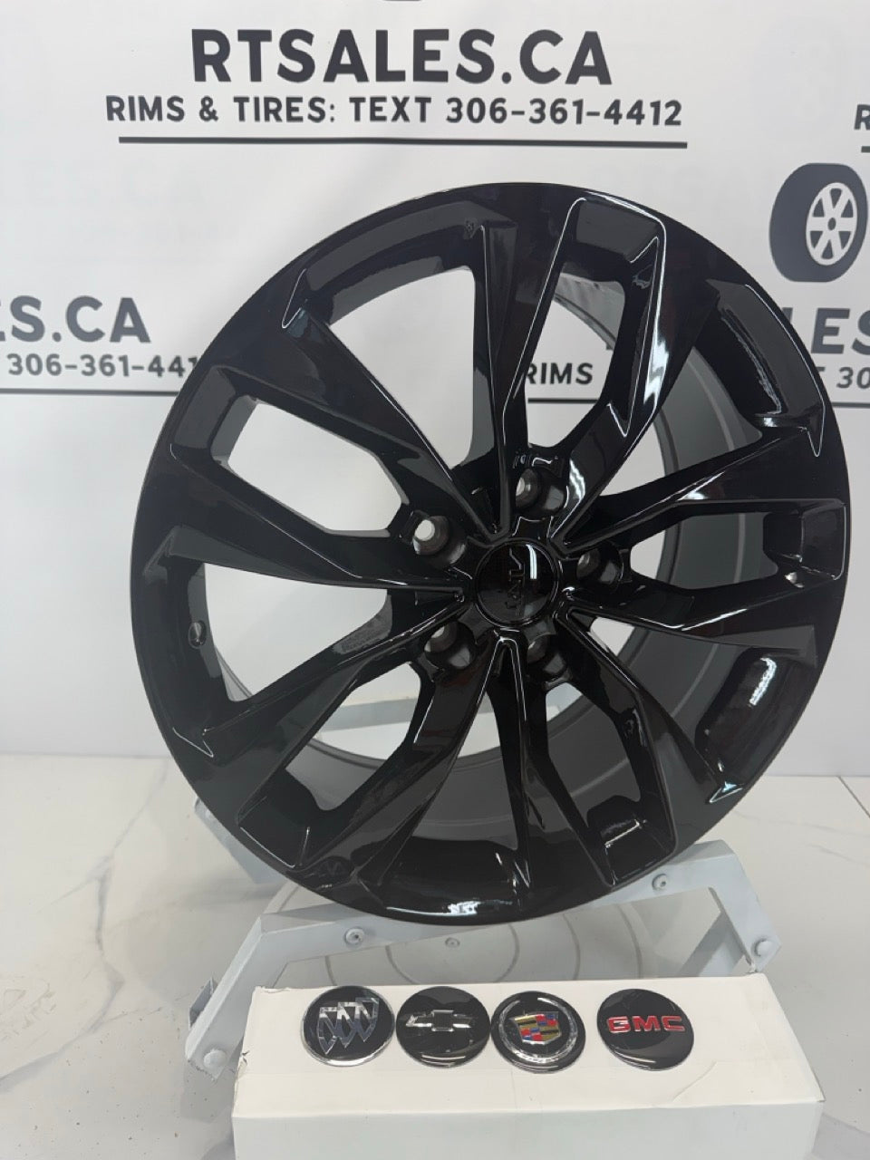 18x8 Black Dai one Rims 5x115