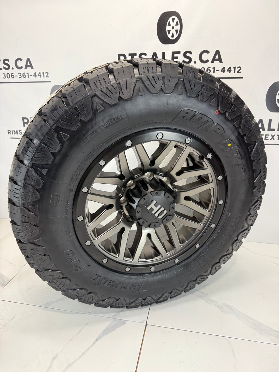 275/70/18 tires 18x9 Fast HD Menace Rims 8x180