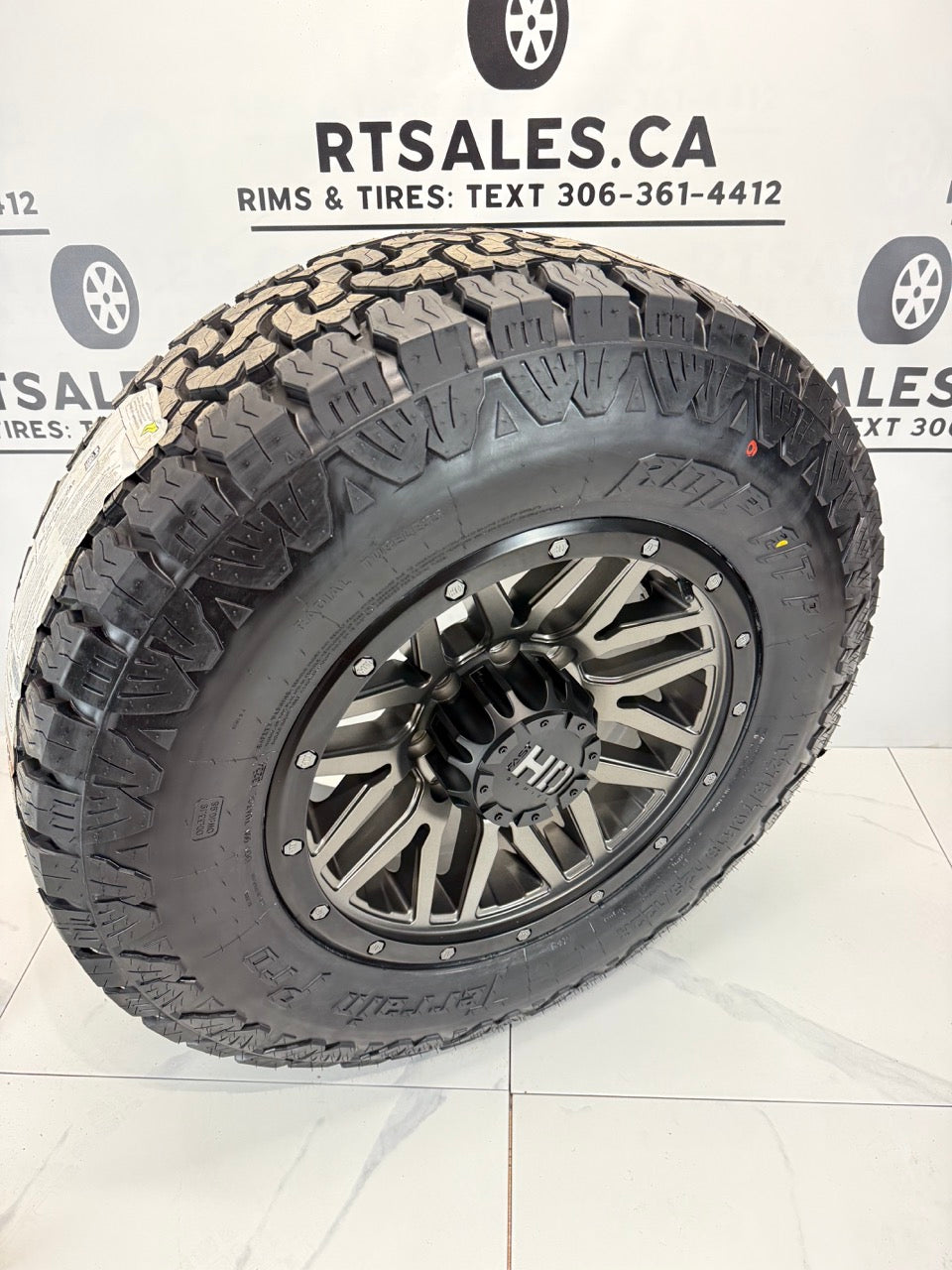 275/70/18 tires 18x9 Fast HD Menace Rims 8x180