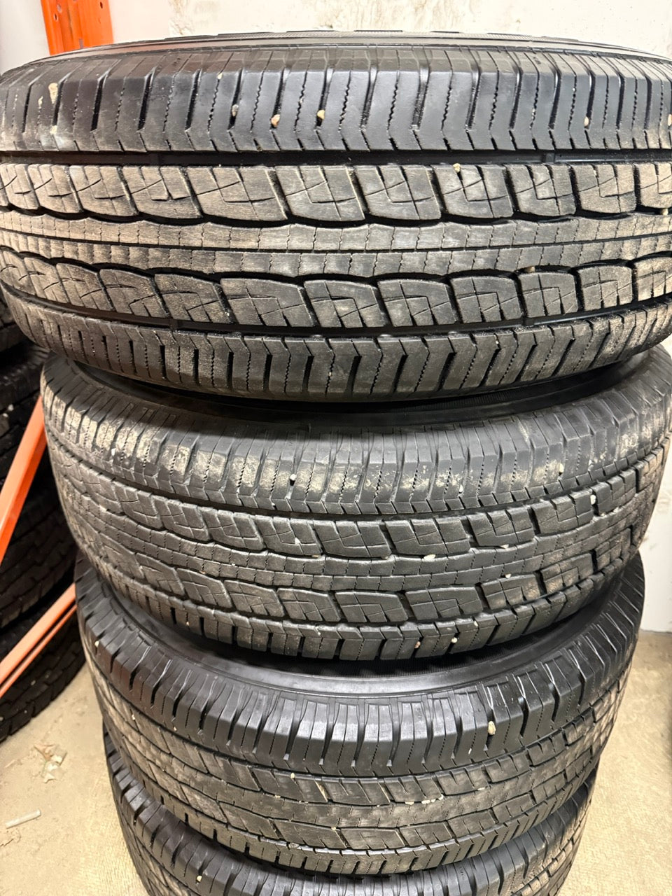 LT 275/65/18 Tires 18" OEM Ford F350 F250 Rims 8x170 (Used)