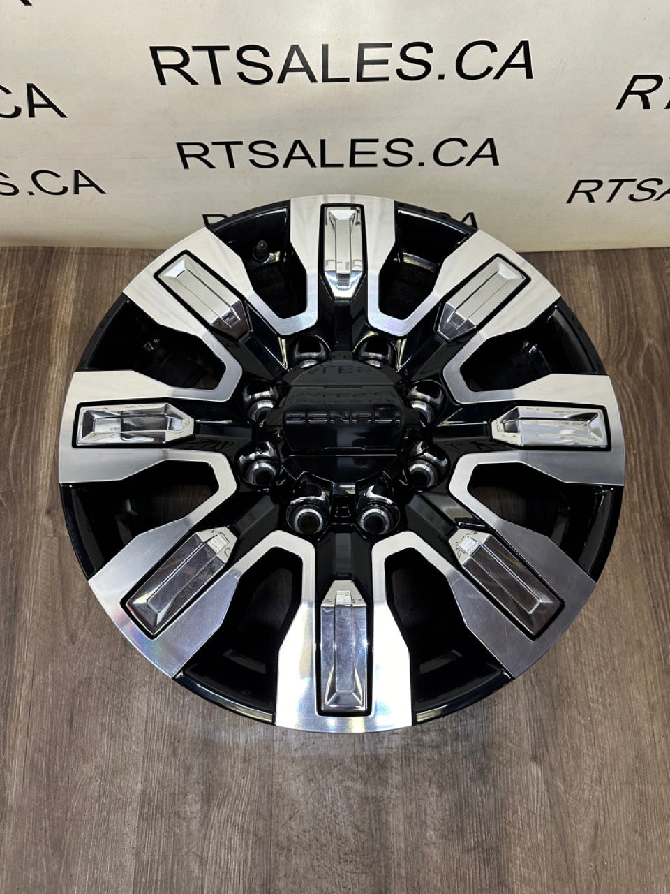 20x8.5 GMC 2500/3500 Rims 8x180 (Takeoffs)