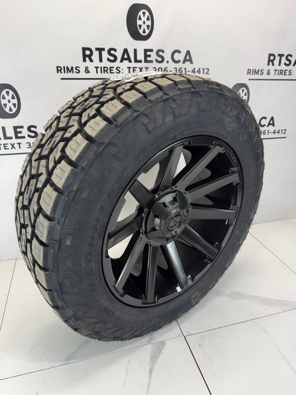 LT 275/60/20 Toyo on Fuel Rims 6x135 6x139 GM RAM FORD