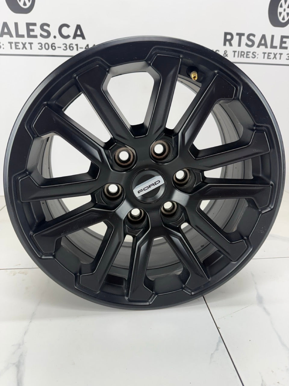 17x8.5 OEM Ford F-150 Raptor Rims 6x135 (Light Use)