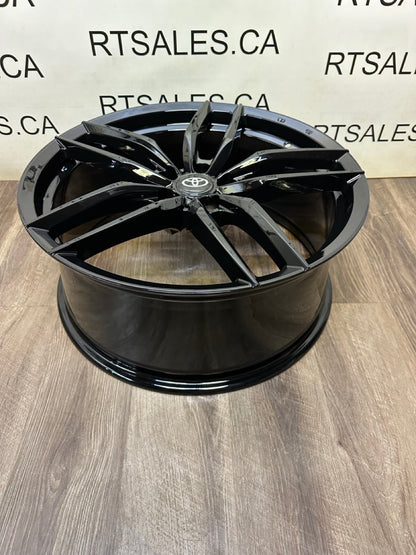 20x8.5 RAC Rims 5x114.3. Toyota & Lexus