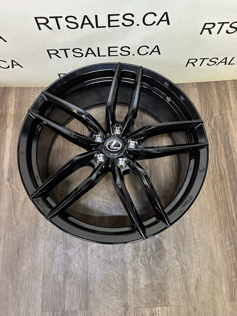 20x8.5 RAC Rims 5x114.3. Toyota & Lexus