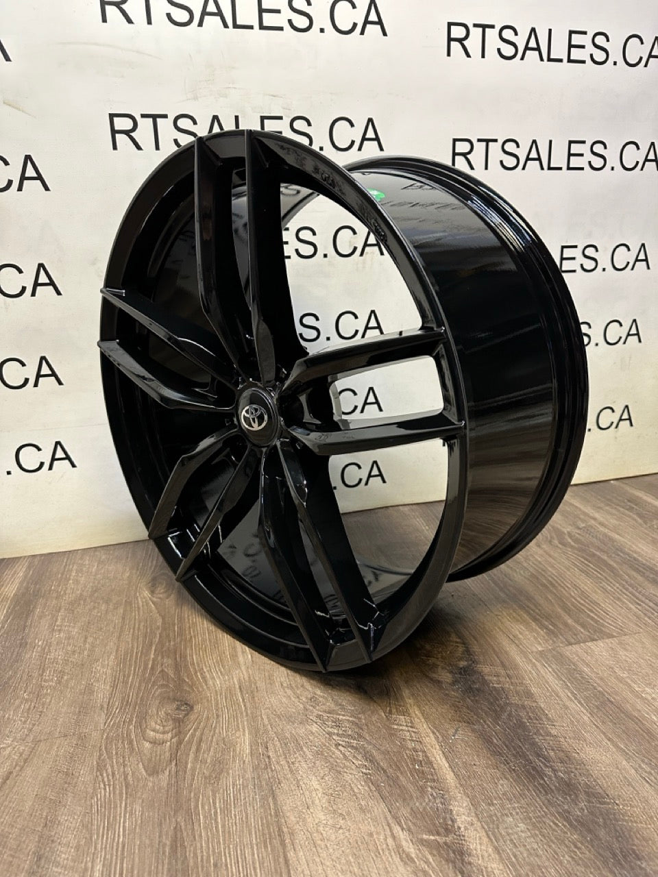 20x8.5 RAC Rims 5x114.3. Toyota & Lexus