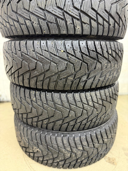 265/70/17 Hankook I-Pike Winter Tires (Light Use)