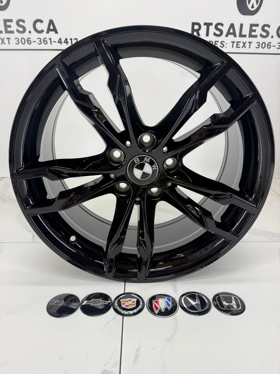 18x8  Rims 5x120 Gloss black R165