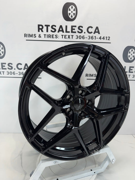 20X8.5 RUF552 Rims 5x114.3 Gloss Black