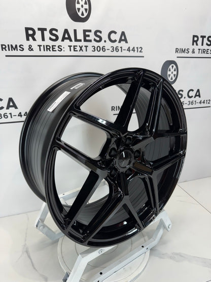 20X8.5 RUF552 Rims 5x114.3 Gloss Black