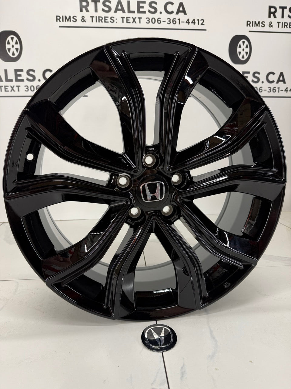 19x7.5 Replica R411 Gloss Black 5x114.3 Honda / Acura