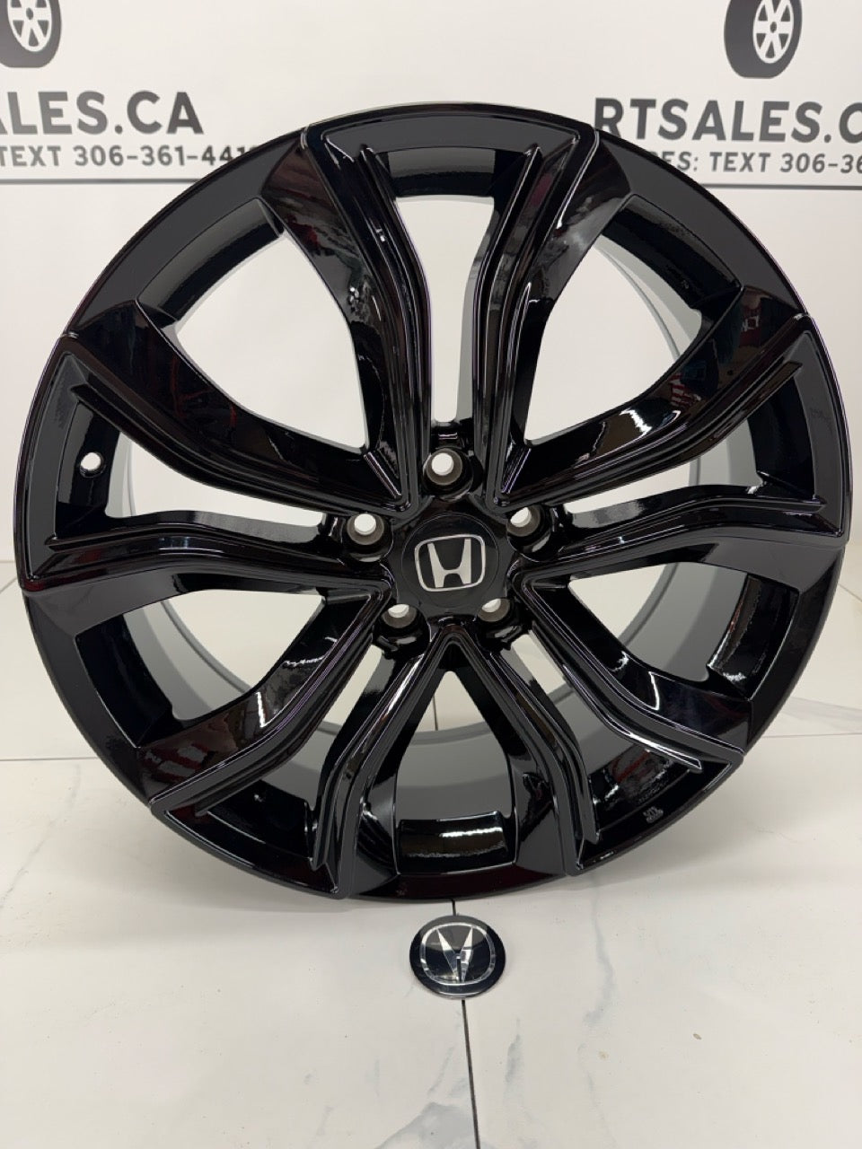 19x7.5 Replica R411 Gloss Black 5x114.3 Honda / Acura