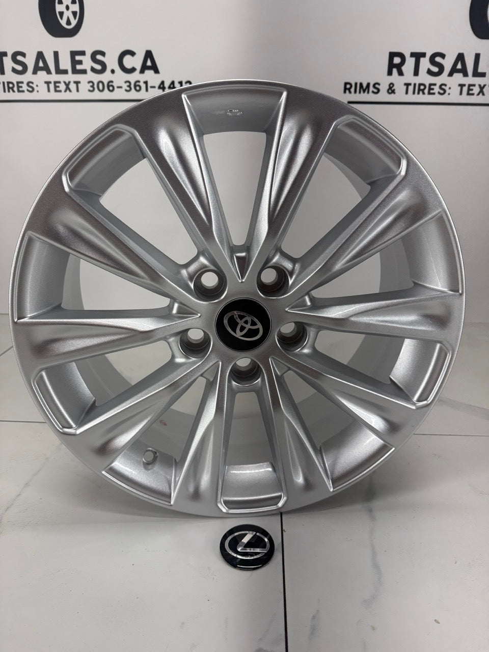 17x7 R223 Metallic Silver 5x114.3 Toyota / Lexus