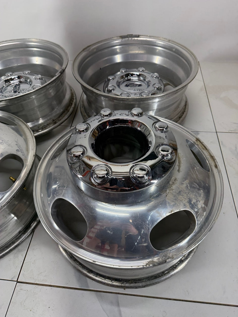 17x6.5 Factory OEM Ford F350 Dually Rims 8x200 (Used)