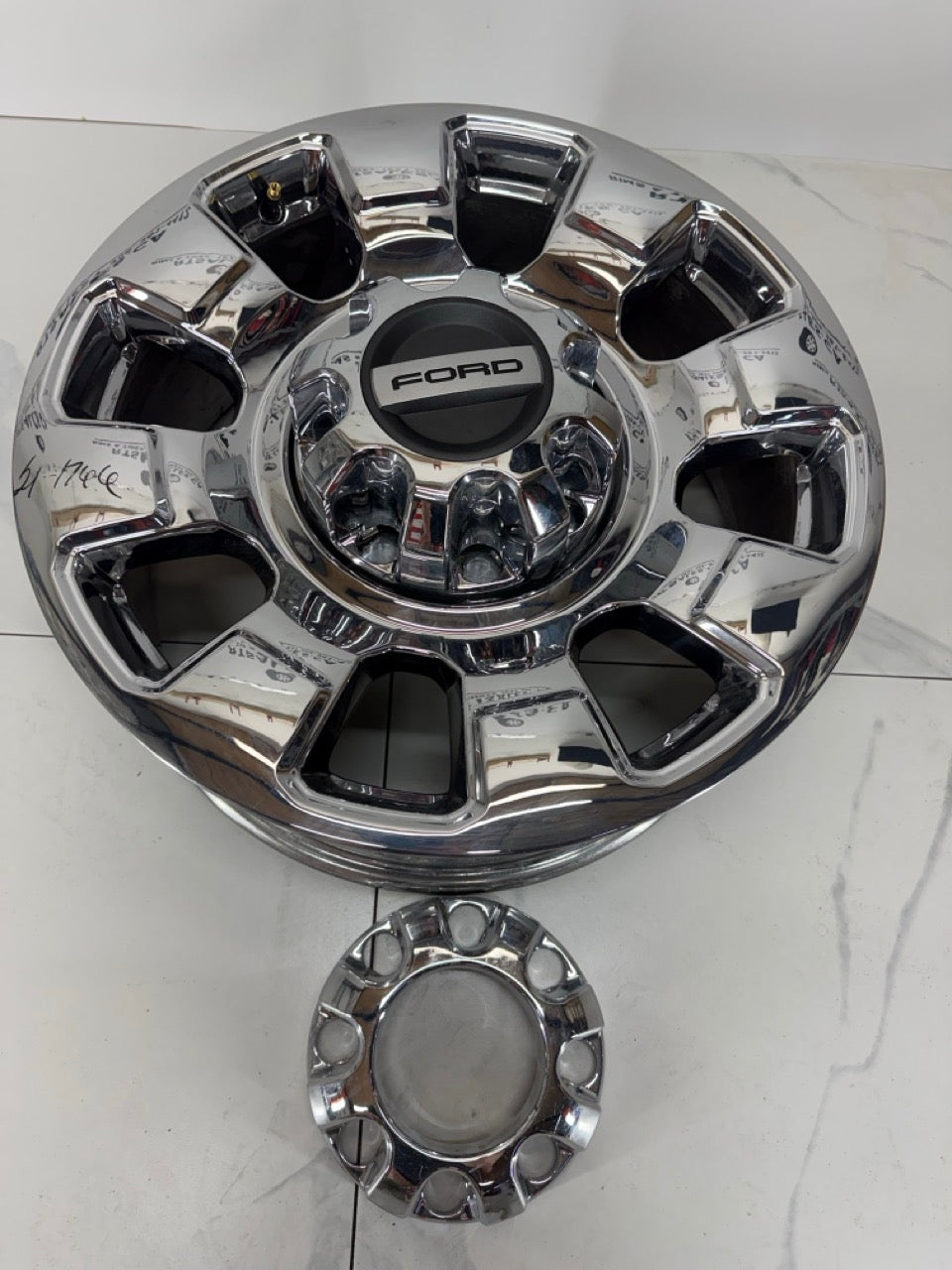 20x8 Ford F250/350 Super Duty OEM Rims 8x170 (Takeoffs)