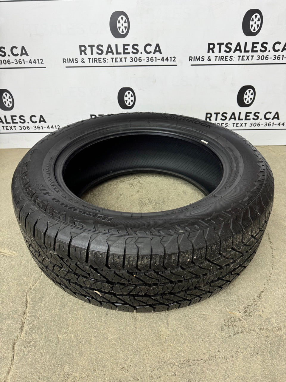 275/55/20 Hankook All Season Tires (Takeoffs)