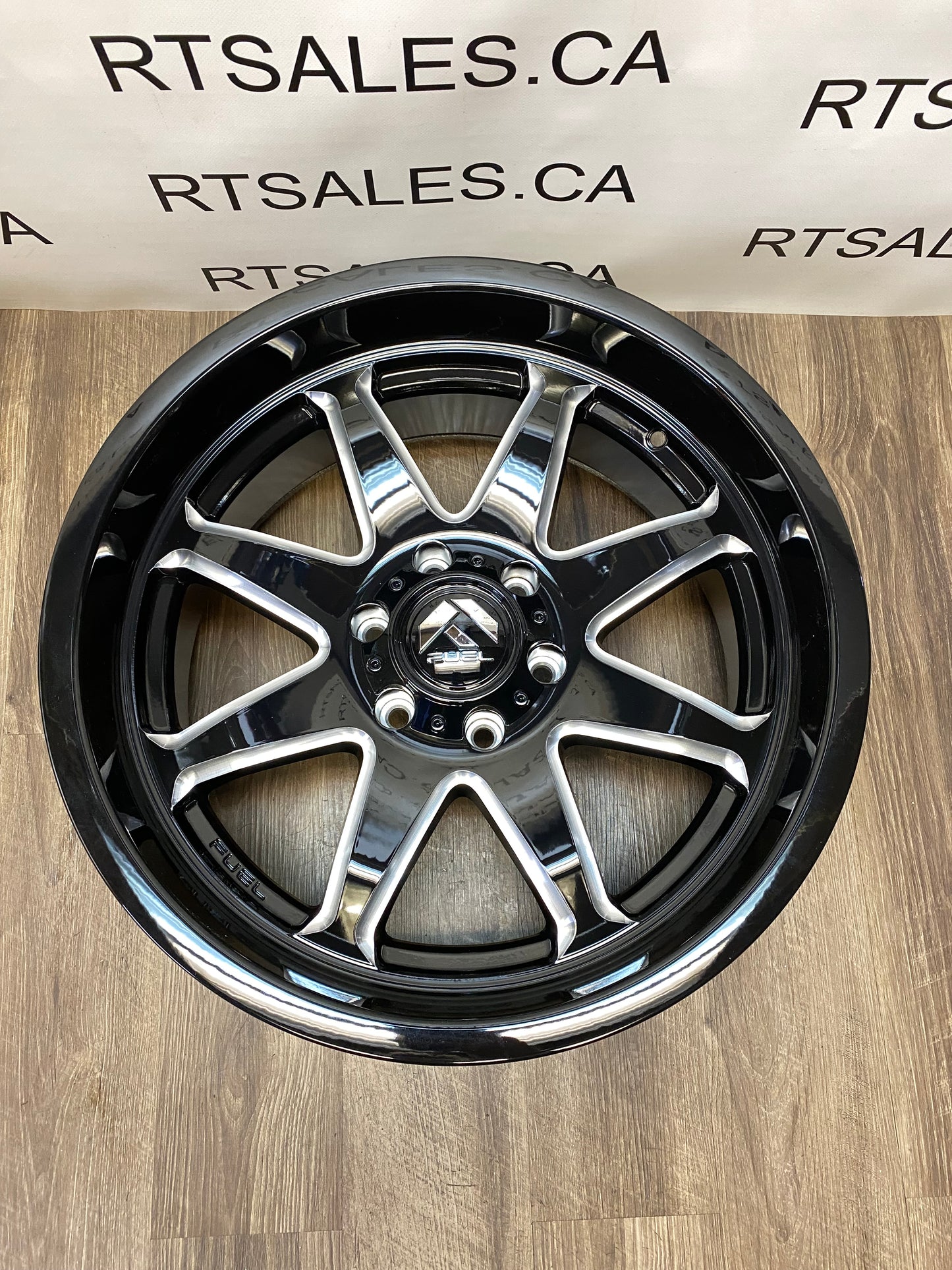 20x9 Fuel Hammer Rims 6x135 Ford F-150 and Expedition