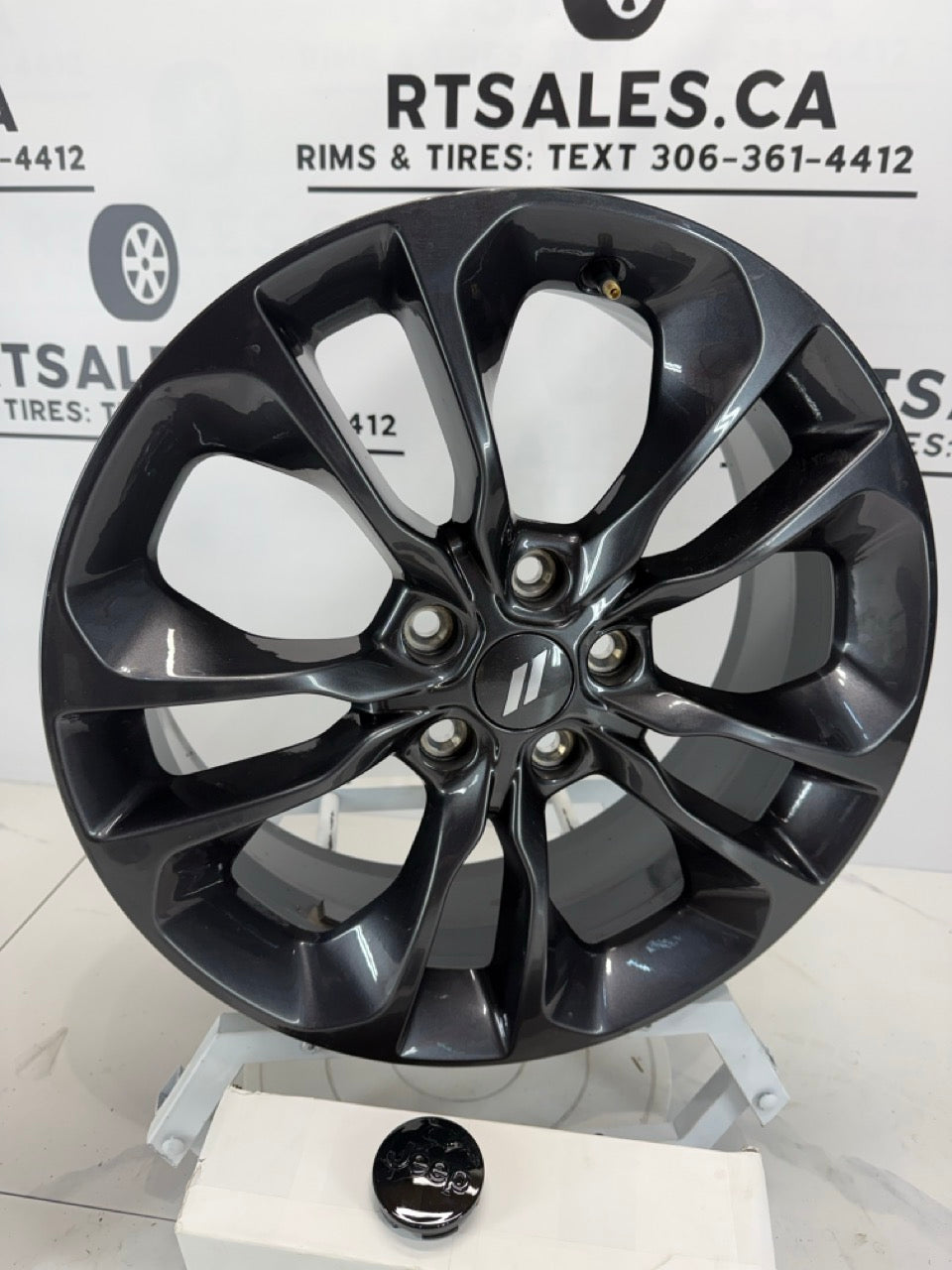 20x8 OEM Dodge Durango rims 5x127 Jeep Grand Cherokee