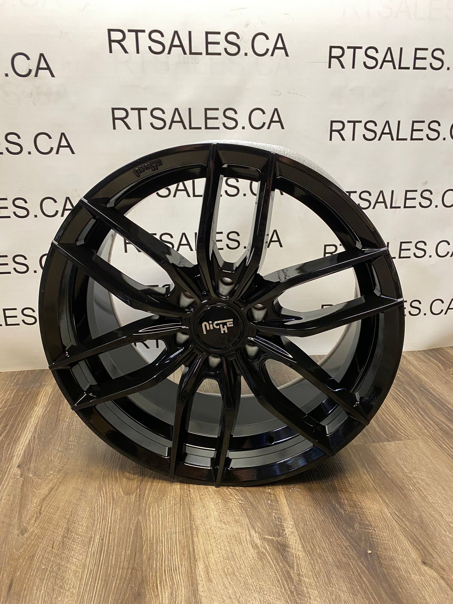 20x9 Niche Vosso Rims 6x135 Ford F150 and Expedition