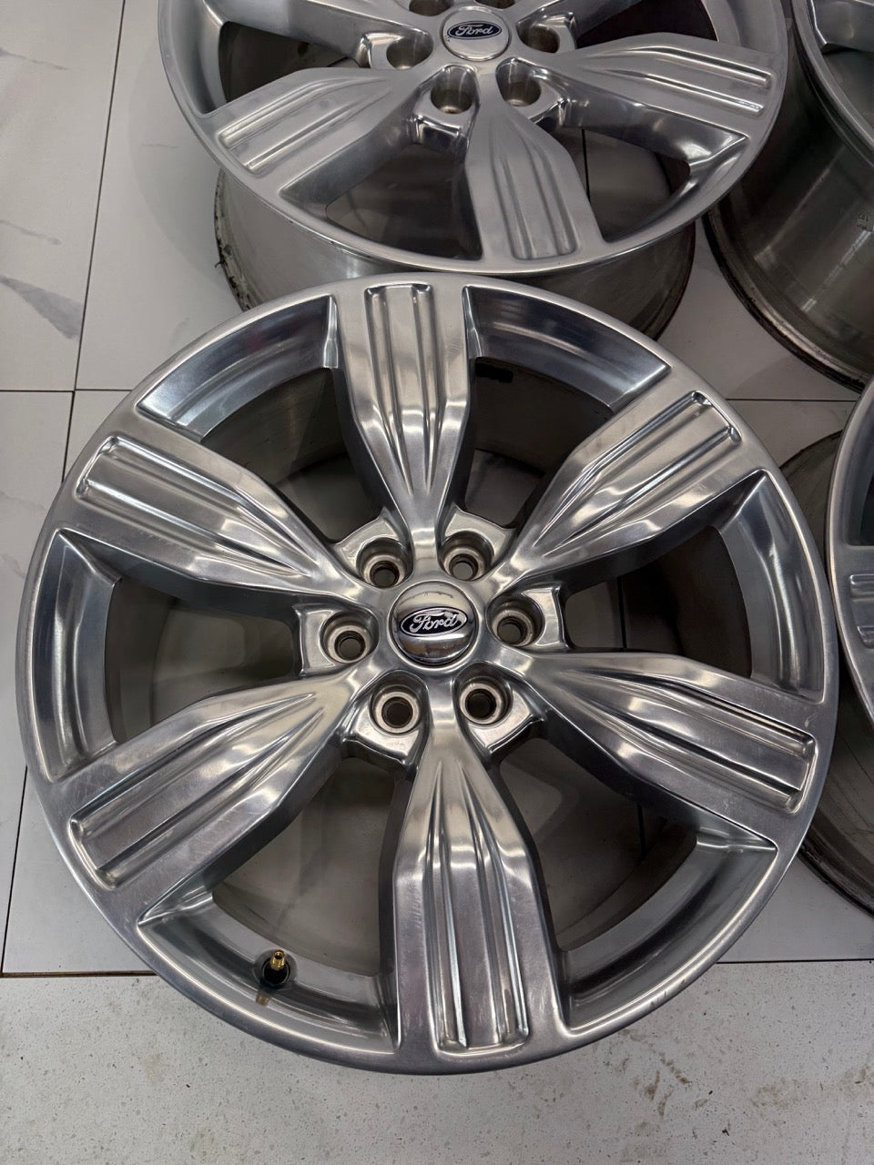 22x9.5 Ford F150 Factory King Ranch OEM Rims 6x135