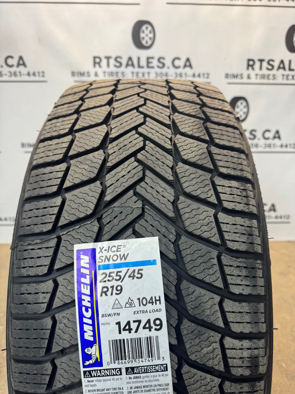 255/45/19 winter tires Rims 5x114.3 Tesla