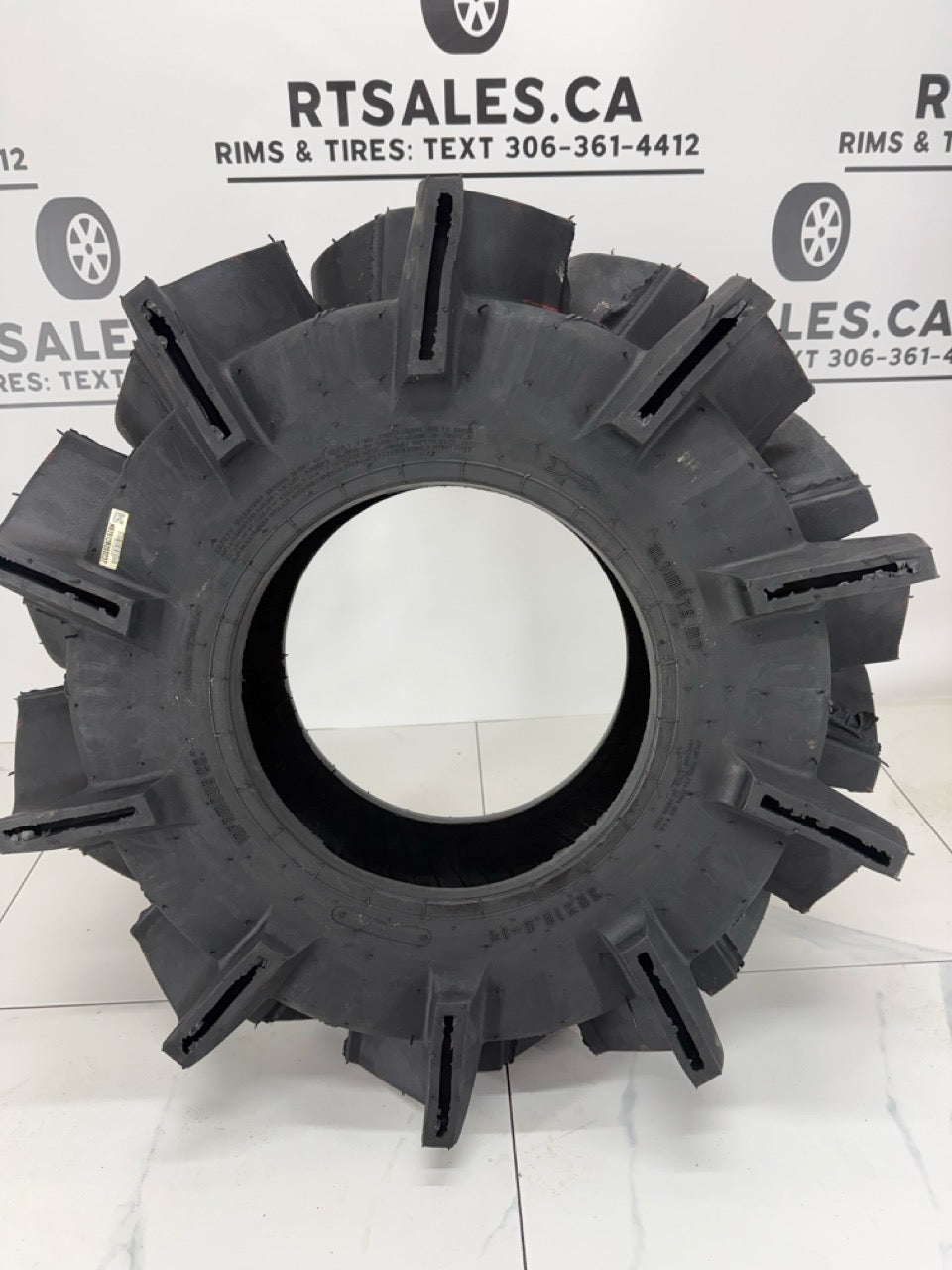 32x10.5-14 Infamous Ultimate MT Mud Tire
